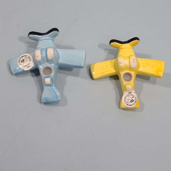 Vintage Airplane Salt & Pepper Shakers Paris New York 1981 Yellow Blue - Picture 6 of 7